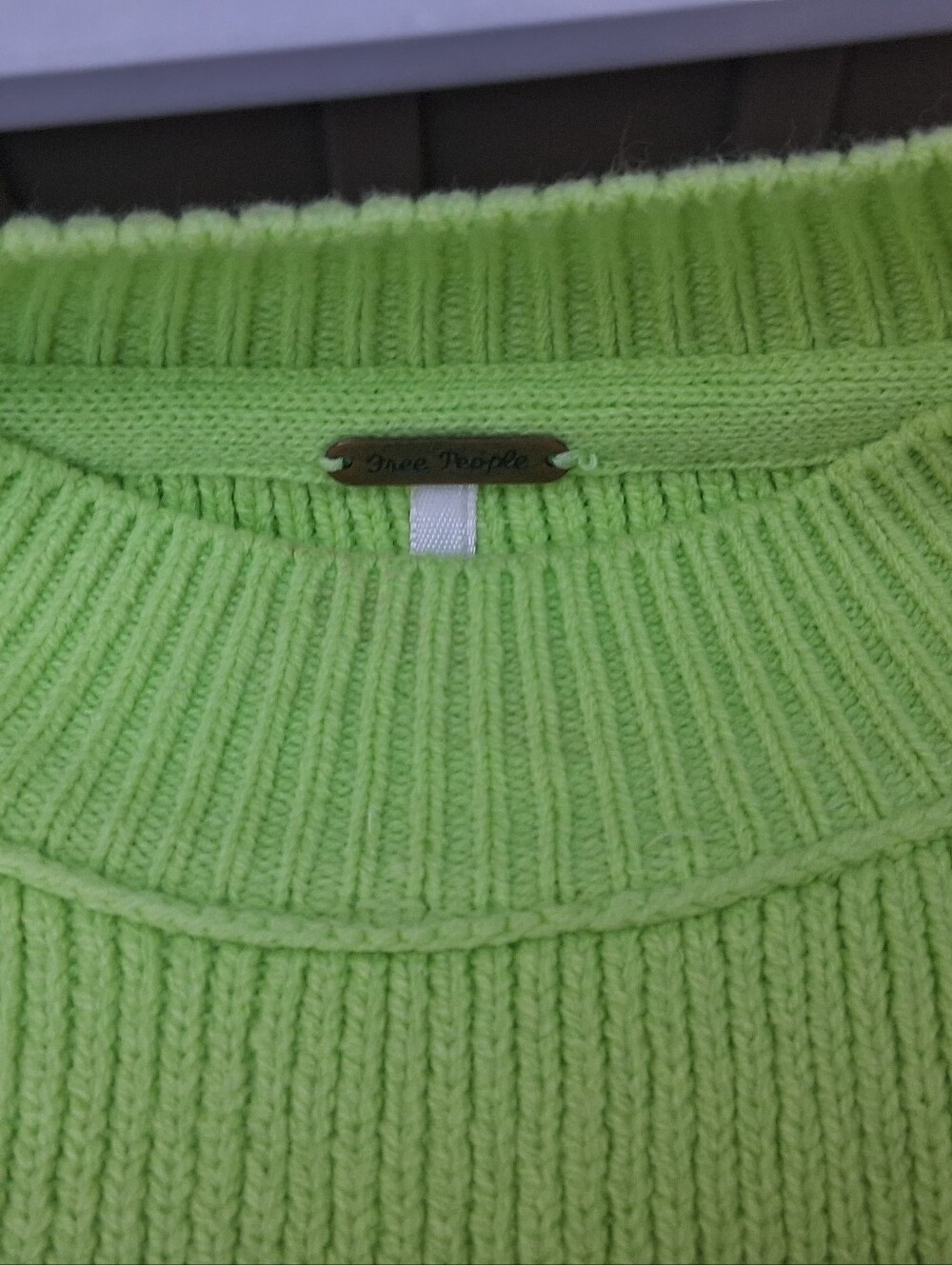 ✨️BRAND NEW✨️ Free People Lime Green Knit Sweater 💚 - Picture 10 of 10